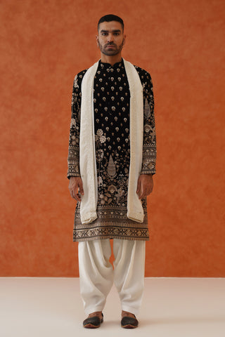 Zuber Black Kurta Set With Patiyala And Dupatta