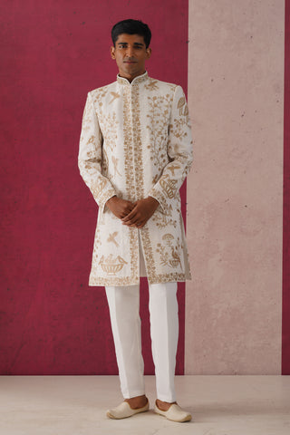 Kavya - White Sherwani with Cutdana and Zari work