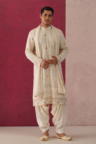 Inayat- Patiyala Kurta Set