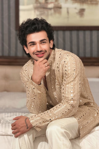 VISHAL PANDEY IN AAINA GOLDEN SHORT KURTA SET