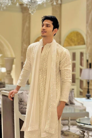 Satvik Sankhyan in Zohair Off White Embroidered Kurta Set with Trousers