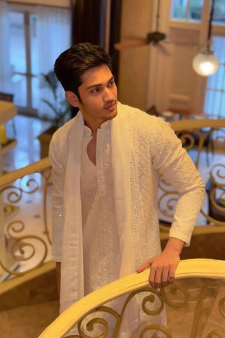 Satvik Sankhyan in Zohair Off White Embroidered Kurta Set with Trousers