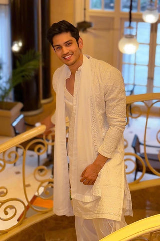 Satvik Sankhyan in Zohair Off White Embroidered Kurta Set with Trousers