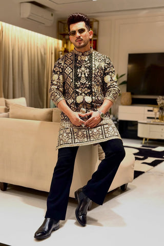 ARJUN BIJLANI IN SANJH CUTDANA BLACK SHORT KURTA SET