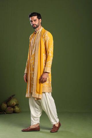 Rishabh Chawla in Ishaan Haldi Kurta Patiyala Set with Dupatta