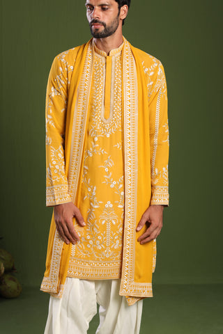 Rishabh Chawla in Ishaan Haldi Kurta Patiyala Set with Dupatta