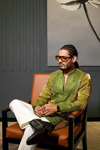 Digvijay Rathee in Arya Mehndi V Neck Short Kurta Set with Pants