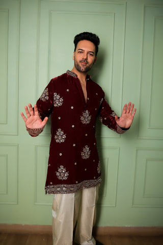 Sanjay Gaggnani in Taj Wine Short Kurta Set with Pants