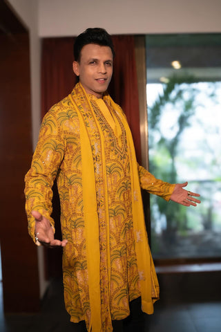 Abhiijeet Saawant in Chaitanya Haldi Kurta Set with Patiyala and Dupatta