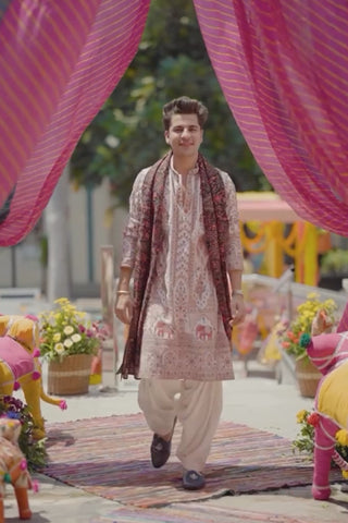 LAKSHAY GAUR in Mughal Ivory Kurta Set