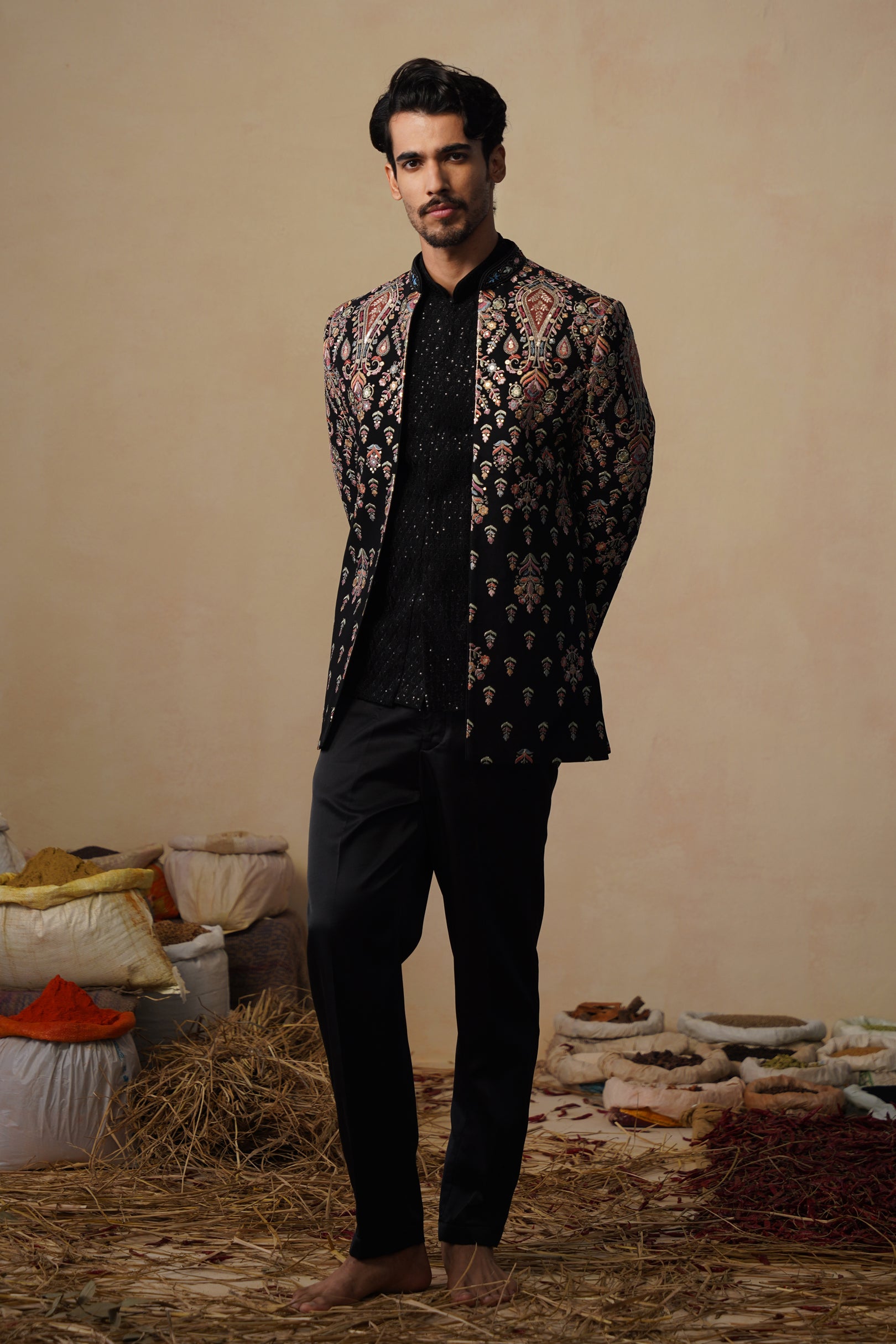 UTSAV BLACK JODHPURI SET