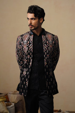 UTSAV BLACK JODHPURI SET