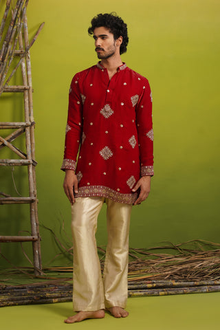 FIZA RED SHORT KURTA SET