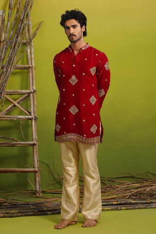 Kubera ivory Kurta set with patiyala and dupatta