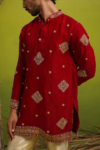 FIZA RED SHORT KURTA SET