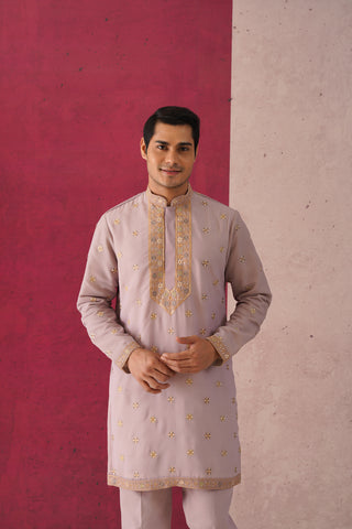 Vrisheya- Embroidered Short Kurta