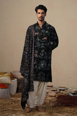 PRABAL BLACK KURTA SET