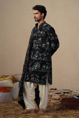 PRABAL BLACK KURTA SET