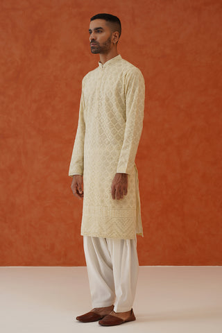 Neeraj Ivory Kurta Set With Patiyala And Dupatta