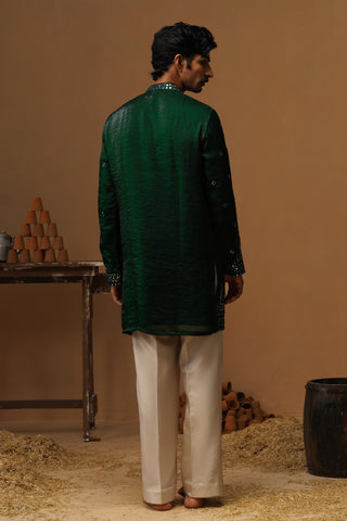 ARYA BOTTLE GREEN  V NECK SHORT KURTA SET