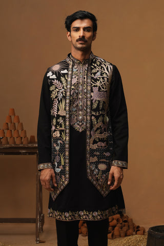 JUNGLE BLACK KURTA JACKET SET