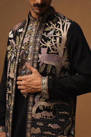 JUNGLE BLACK KURTA JACKET SET