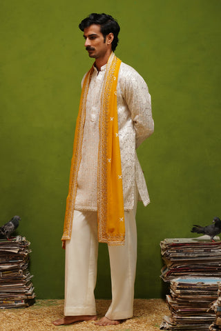 AMBER  IVORY SHORT KURTA SET WITH DUPATTA