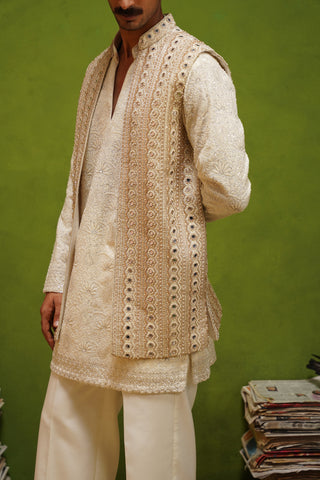 AAINA GOLD V NECKSHORT KURTA JACKET SET