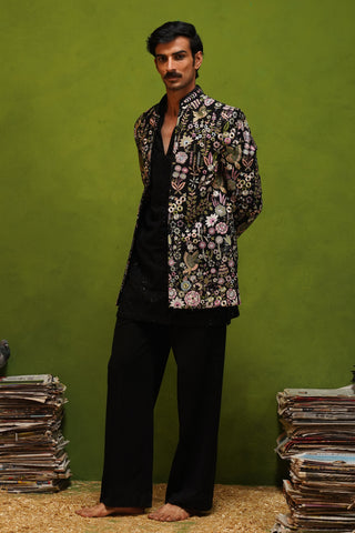 ROOH BLACK JODHPURI SET WITH V NECK KURTA