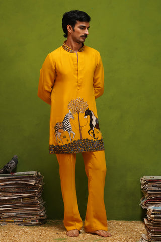 SAATHI YELLOW SHORT KURTA SET