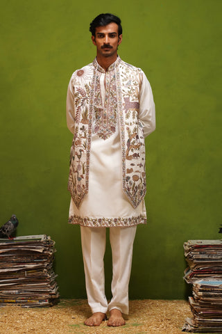 JUNGLE IVORY KURTA JACKET SET