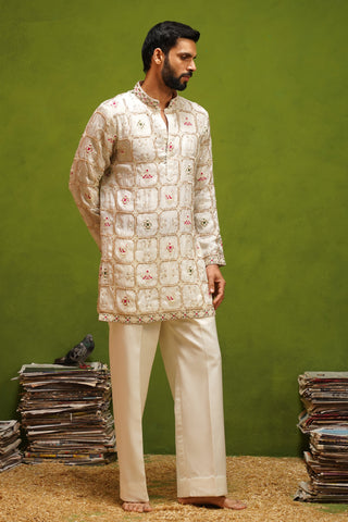 PATOLA IVORY SHORT KURTA SET