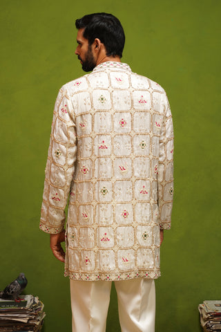 PATOLA IVORY SHORT KURTA SET