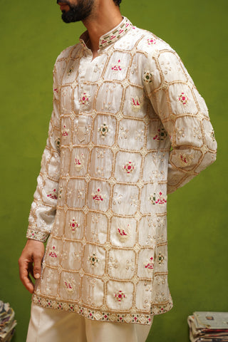 PATOLA IVORY SHORT KURTA SET
