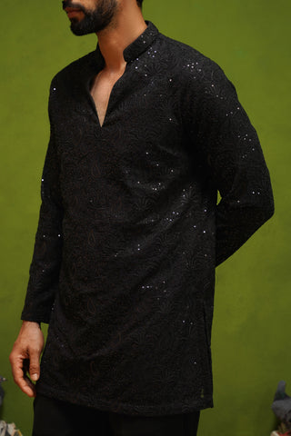 NAQSH BLACK V NECK SHORT KURTA SET