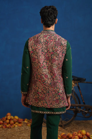 GAGAN BOTTEL GREEN SHORT KURTA JACKET SET