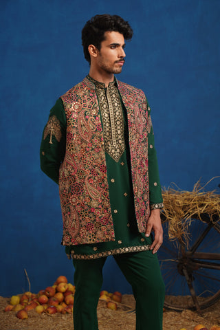 GAGAN BOTTEL GREEN SHORT KURTA JACKET SET