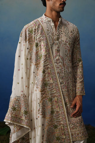 Karwaan Ivory Kurta Patiyala Set with Dupatta