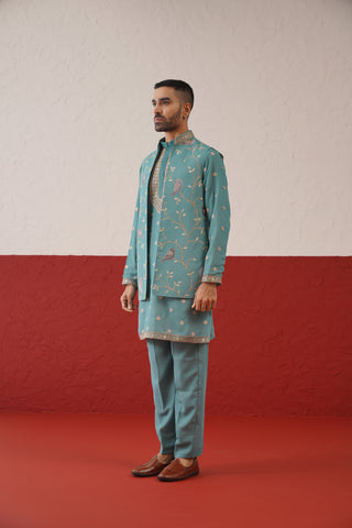 Aarit Jacket Kurta Set