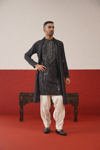 Utkarsh Kurta Patiyala Set