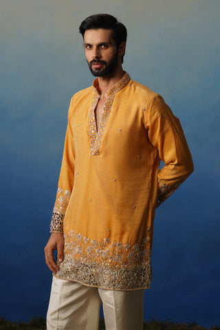 Mastana Haldi Short Kurta Set with Pants