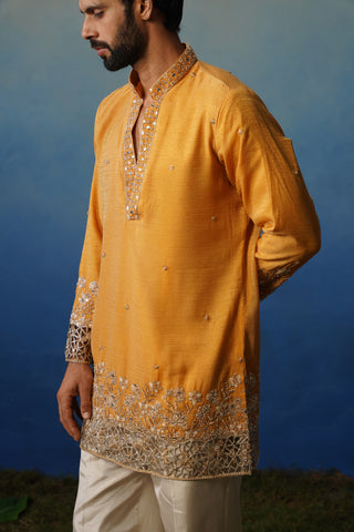 Mastana Haldi Short Kurta Set with Pants