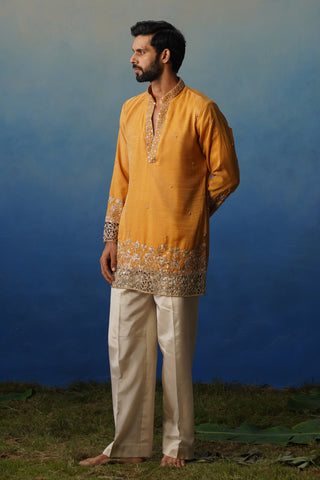 Mastana Haldi Short Kurta Set with Pants