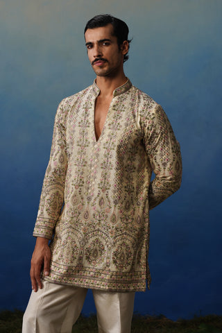 Gulrang Ivory V Neck Short Kurta Set with Pants