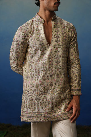 Gulrang Ivory V Neck Short Kurta Set with Pants