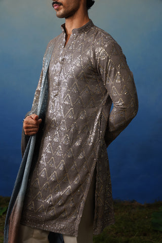 Sunehra Grey Kurta Dupatta Set with Pants