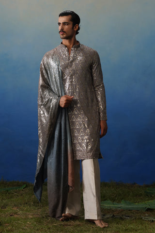 Sunehra Grey Kurta Dupatta Set with Pants