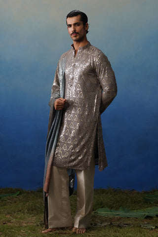 Sunehra Grey Kurta Dupatta Set with Pants