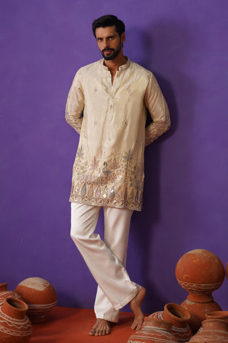 BAGH-E-MAYUR IVORY SHORT KURTA SET