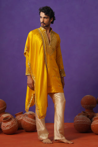 ZOHAYR HALDI V-NECK MIRROR KURTA DUPATTA SET